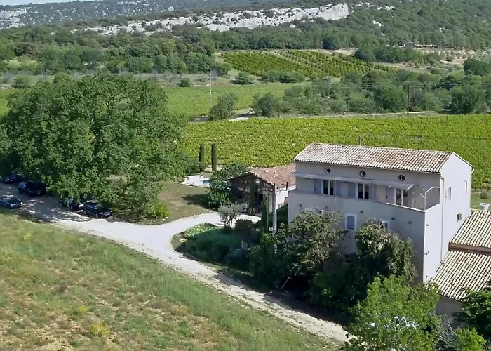 La Fontaine des Noyers